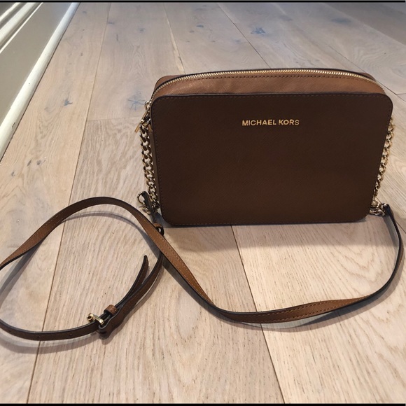 MICHAEL Michael Kors Handbags - Michael Kors Jet Set Crossbody